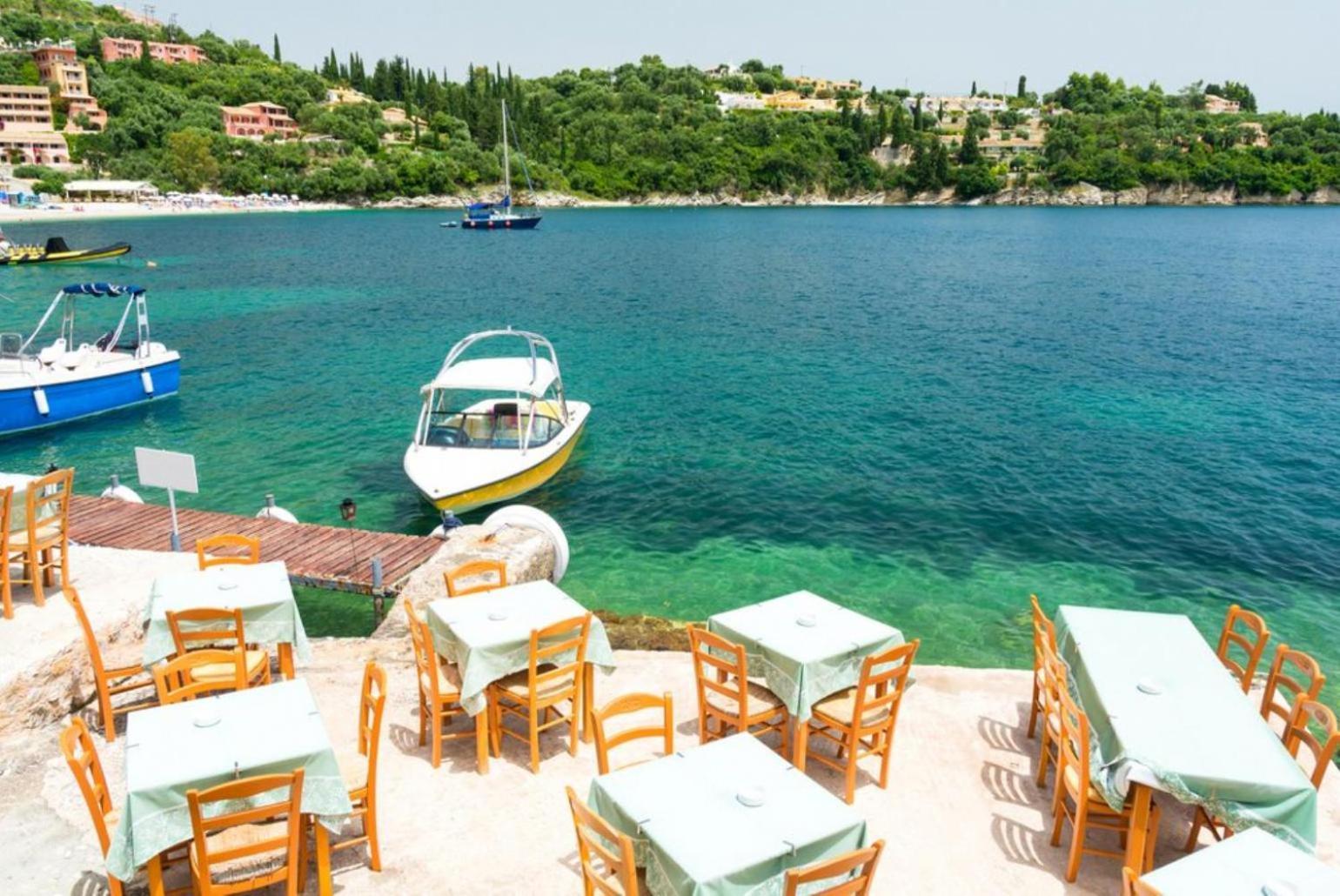 Villa Konstantinos Katávolos 外观 照片